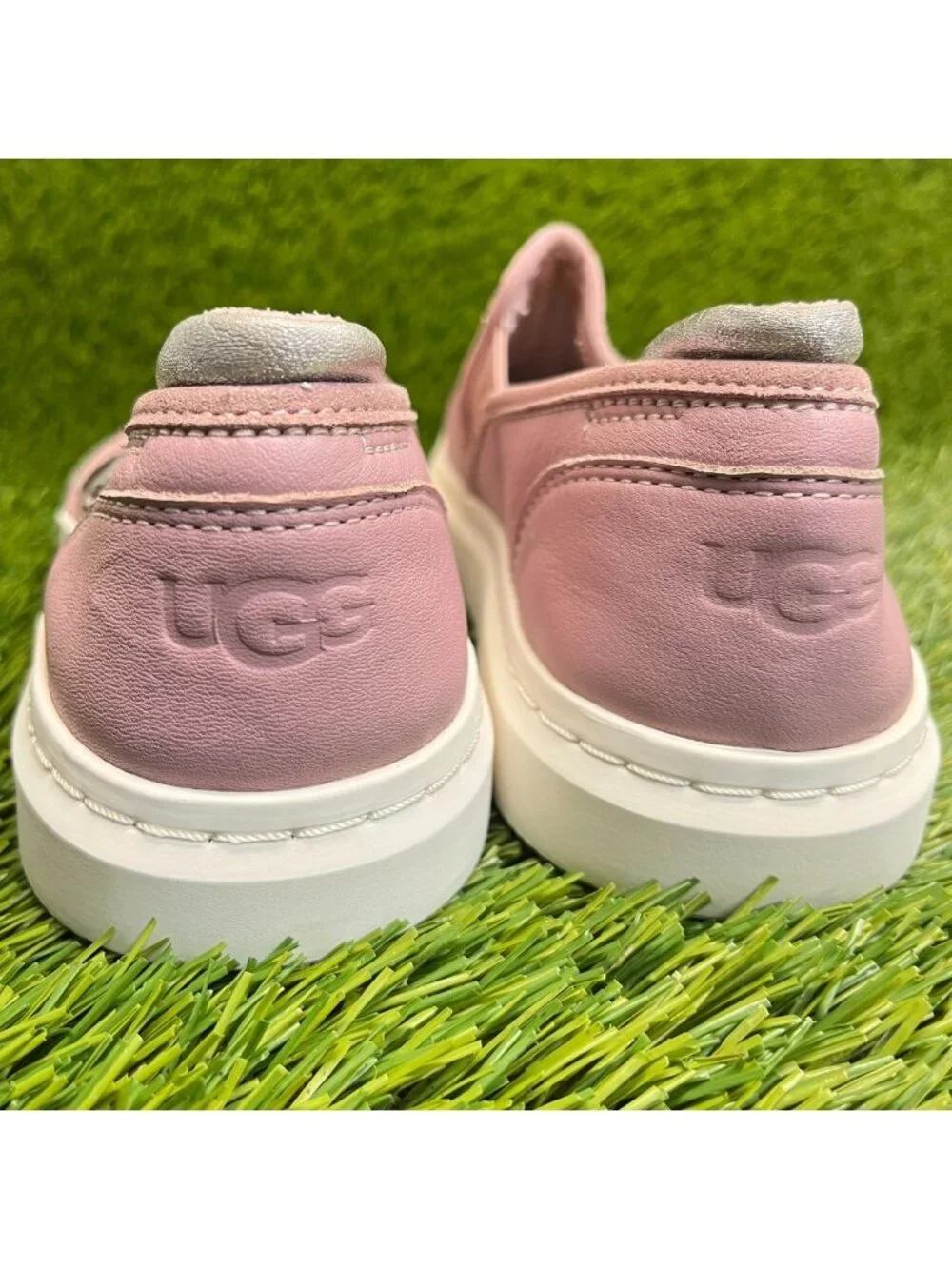 UGG please review